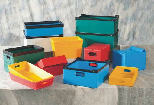 Reusable plastic corrugated bins and boxes